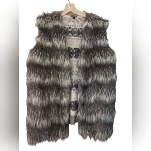 Hannah Faux Fur Vest Boho Y2K 90's Grey/white Striped Size Large